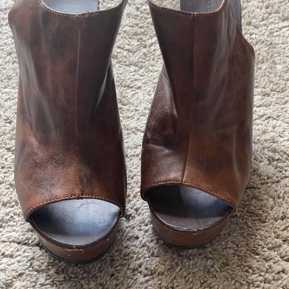 Wedges - Picture 3 of 4